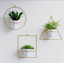 Load image into Gallery viewer, HANGING METAL POT GOLD/WHT